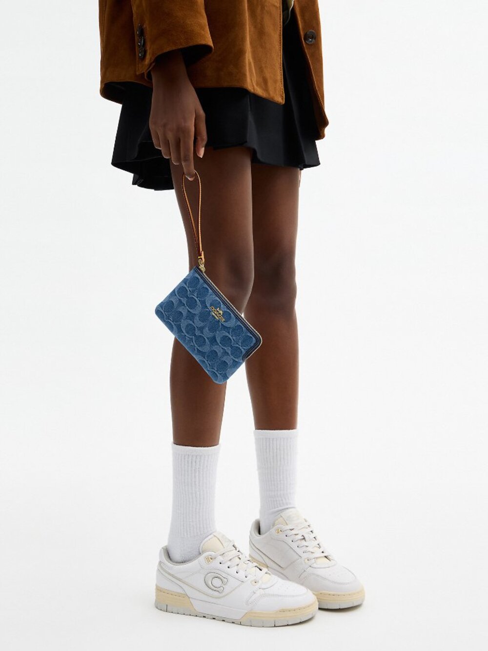 Coach Corner Zip Wristlet In Signature Denim - Picture 2 of 3